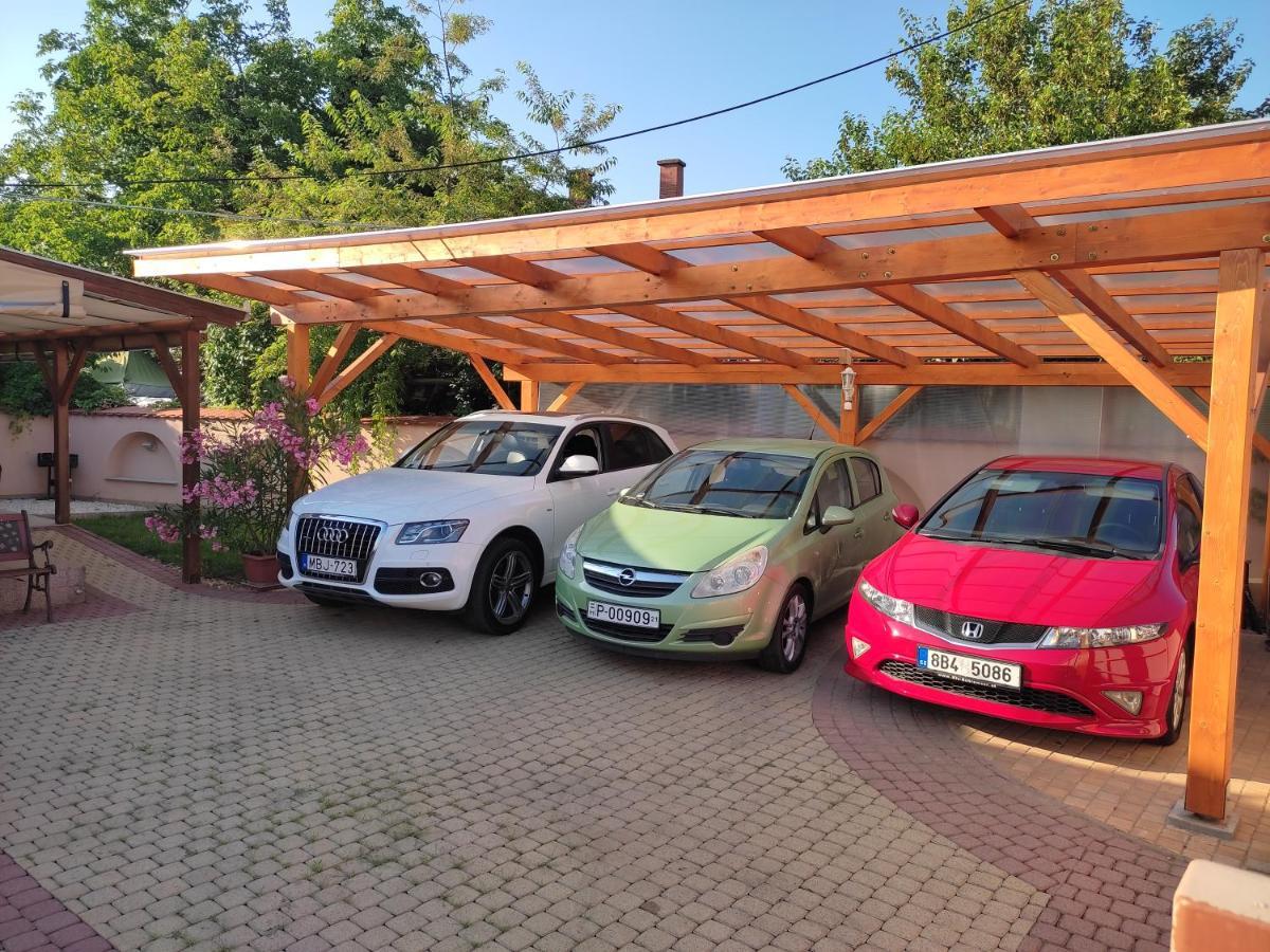 Aqua Erzsi Mama Apartman Hajdúszoboszló Kültér fotó
