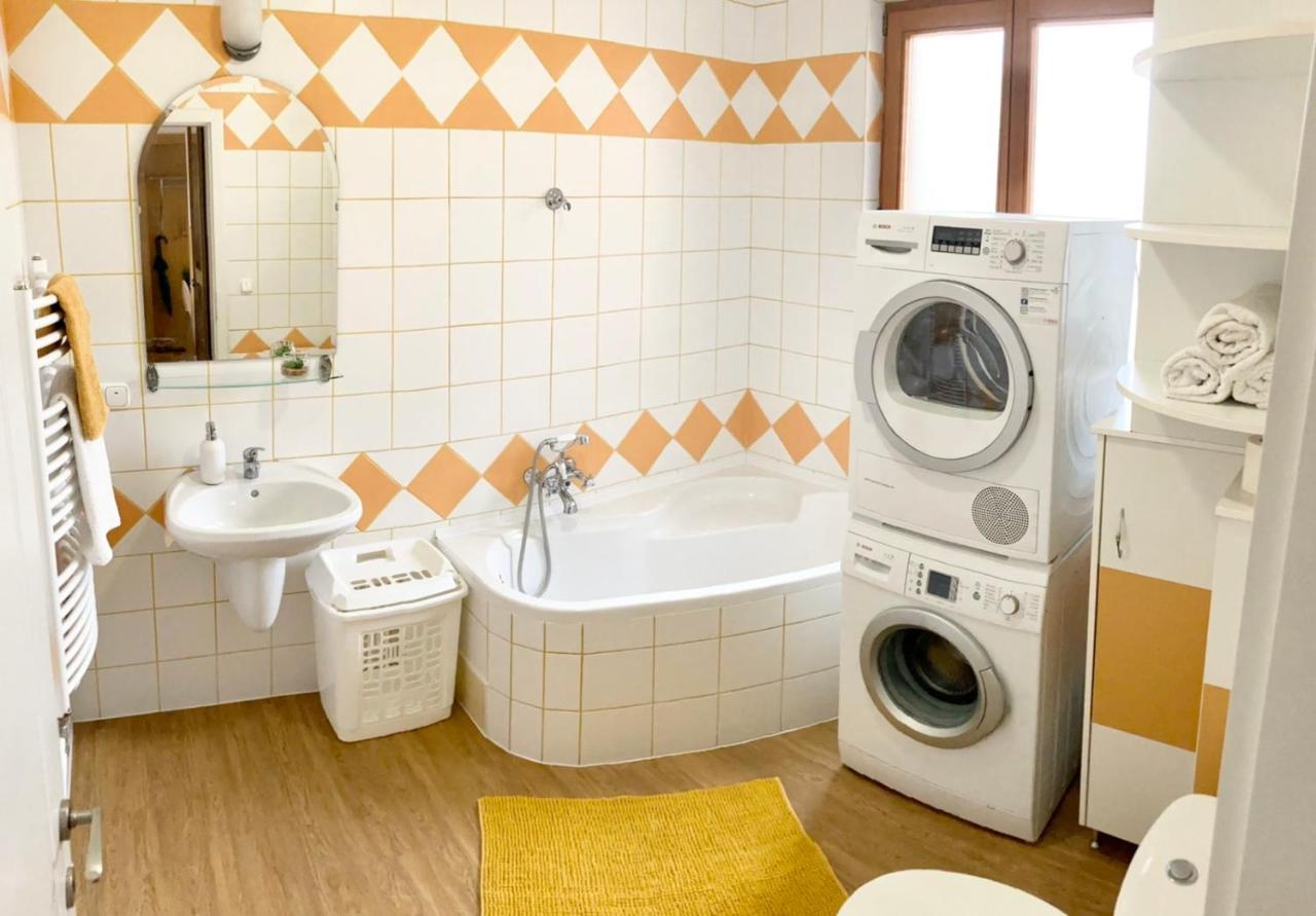 Aqua Erzsi Mama Apartman Hajdúszoboszló Kültér fotó